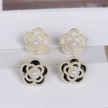 Элегантные корейские серьги с жемчугом камелия: Модный, элитный стиль