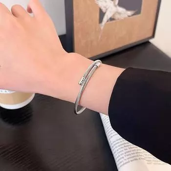 Элегантные металлические плетеные браслеты для женщин - легкая роскошь, универсальный стиль, ювелирные изделия высокого класса S669