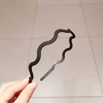 Элегантные однотонные волнистые повязки для волос для женщин, модные зубчатые нескользящие расчески для волос, аксессуары для волос, спортивные повязки для мытья лица для девочек Size fits all