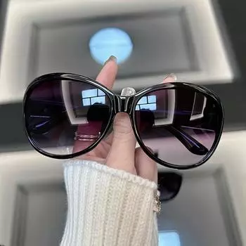 Элегантные овальные солнцезащитные очки в стиле ретро для женщин и мужчин — модные зеркальные линзы, оправа из поликарбоната, идеально подходят для пляжа и вечеринок чёрный