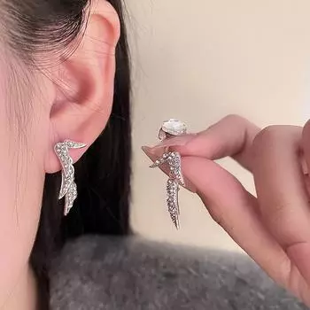 Элегантные серьги с бриллиантами в виде листьев бамбука: Высококачественное серебро 925 пробы в китайском стиле