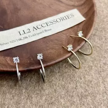 Элегантные серьги с цирконием и бриллиантами: Изящно, красиво и стильно для сезона осень/зима 2024. E0942 Single Zircon Hoop Earrings серебряный