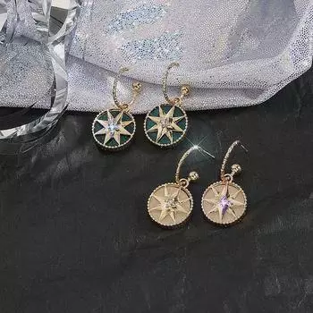 Элегантные серьги-звезды с бриллиантами в европейском и американском стиле, мода от знаменитостей из Интернета и Франции, шикарный нишевый дизайн для женщин.