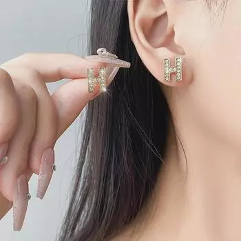 Элегантные серебряные серьги-игл с бриллиантами и буквами для женщин – элитный, модный, минималистичный дизайн Electroplated