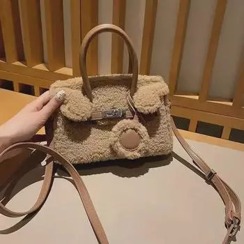 Элегантные сумки из овечьей шерсти: Стильные и универсальные плюшевые сумки-мессенджеры для осени и зимы 20*13*10 cm