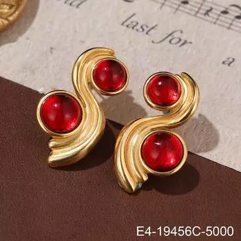 Элегантные винтажные красные серьги с цветочным узором - Ретро, нишевый дизайн для весны и лета Size 1: 18K