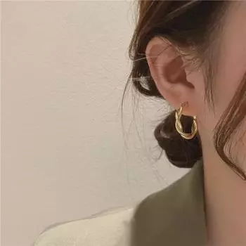 Элегантные витые серебряные серьги-иглы: Коллекция High-End Temperament 2021 года от Dongdaemun, Южная Корея