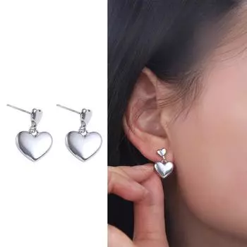 Элегантные женские серьги, сексуальные серьги в корейском стиле, повседневные серьги-гвоздики в форме сердца для девочек серебряный