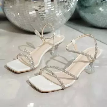 Элегантные женские туфли на каблуке 2025 года, высококачественные женские босоножки с открытым носком, модные летние босоножки больших размеров с кристаллами 35 серебряный