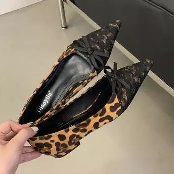 Элегантные женские туфли с острым носком и леопардовым принтом, туфли-мюли на плоской подошве 2025 года, модные замшевые туфли с бантом на плоской подошве Zapatos Mujer 35 чёрный
