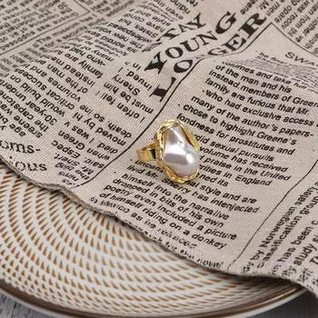 Элегантный цинковый сплав Простая женская мода Искусственный жемчуг Жемчужное кольцо Открывающееся кольцо Ювелирные аксессуары белый