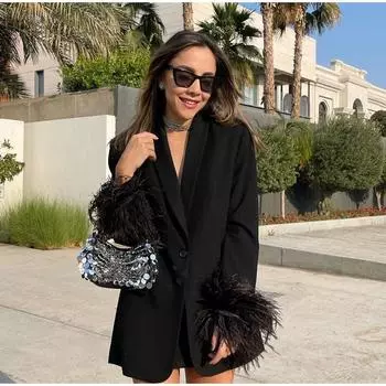 Элегантный пиджак с перьями для женщин, модный пиджак на одной пуговице, женский весенний уличный свободный шикарный пиджак S чёрный