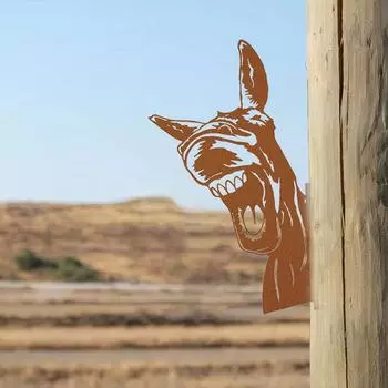 Элегантный силуэт железного осла. Превратите свой дом и сад в сказку с этим очаровательным силуэтом железного осла. бежевый