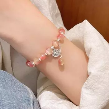 Элегантный женский браслет с бусинами из камня «кошачий глаз» — универсальное и модное украшение. S576 серебряный