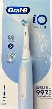 Электрическая зубная щетка серии Oral B IO IOG31A60IB (Голубой лед)