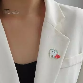 Эмалированная булавка с мультяшным рисунком для здоровья полости рта, забавная брошь в форме зуба, значок стоматолога с лацканами, пальто, сумка, аксессуары, ювелирные изделия, подарок C