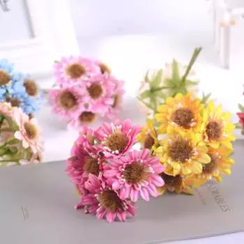 Эстетический поддельный подсолнух Яркая креативная цветочная композиция Искусственный букет синий