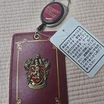 Это держатель карты Гарри Поттера