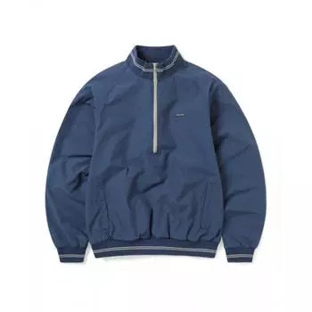 Это никогда не тот нейлоновый свитер с застежкой-молнией на половину длины, синий M