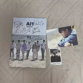 Это знак альбома Seventeen, потому что я не хочу плакать. Мне кажется, что он не в хорошем состоянии