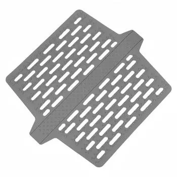 Этот стильный серый силиконовый кухонный коврик обеспечивает надежную защиту от царапин.