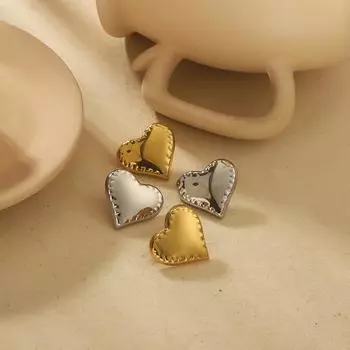 Jewelry high-end niche gold love 18k gold stainless steel earrings light luxury simple titanium steel stud earrings women