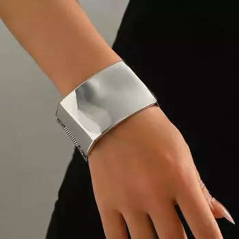 Jewelry ins smooth geometric exaggerated wide face bracelet personalized metal twist design bracelet versatile