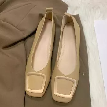 JIJI Studios square head buckle shallow mouth scoop single shoes women s spring and autumn new soft-soled commuting one-pedal grandma shoes 35