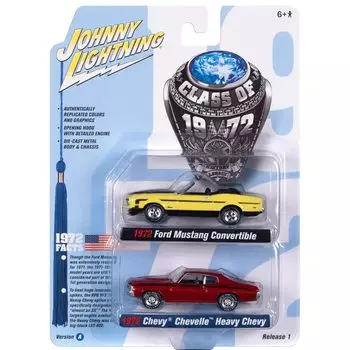 JOHNNY LIGHTNING 164SCALE - CLASS OF 1972 2PACK VERSION A - Class of 1972 2-pack Version A