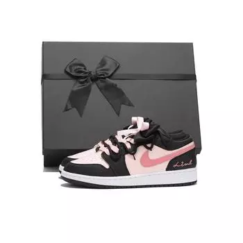 Jordan Air Jordan 1 Vintage Basketball Shoes Women