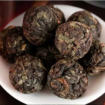 Юньнань Клейкий рис Чай Пуэр Иу древнее дерево жемчуг Чай Пуэр Спелый чай 500 grams