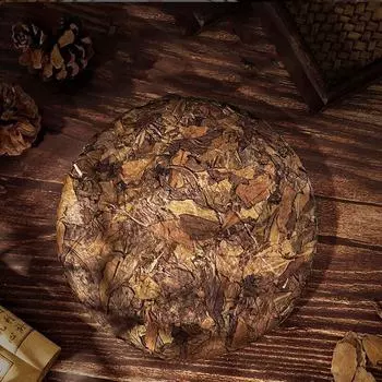 Юньнань Шу Пу Эр Старый чайный торт 2013 Белый чай Фуцзянь Шоу Мэй Белый китайский чай с травяно-цветочным ароматом Бай Ча Китайский чайный торт 350г