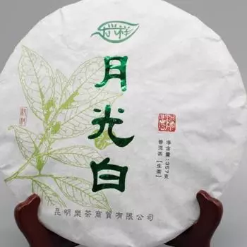 Юньнаньский чай Пуэр Лунный свет Белый чай Чай Пуэр Сырой чай Белый чай