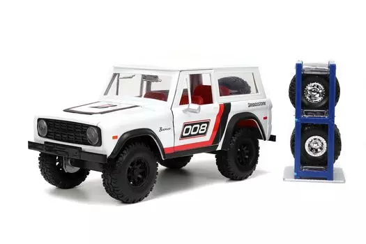 Just Trucks 1973 Ford Bronco Diecast Truck Tire Rack Toys для детей и взрослых 124 & (Белый/Красный) белый