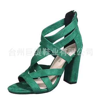 Juti spot foreign trade large size women s shoes 2021 summer new trade 43 large size wish women s thick heel fashion sandals 35