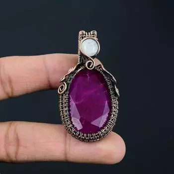 Ювелирная подвеска из медной проволоки ручной работы с рубином и лунным камнем, изготовленная в лаборатории, для женщин 2.44 Inches розовый