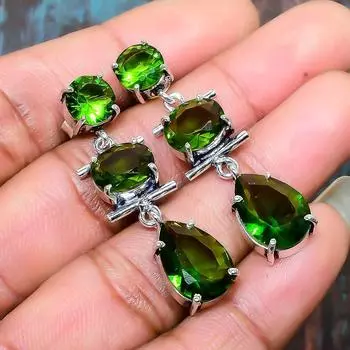 Ювелирная серьга стерлингового серебра 925 пробы ручной работы драгоценного камня перидота для хеллоуина 1.65 Inches зелёный