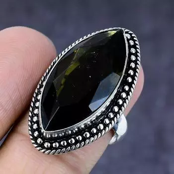 Ювелирное кольцо из натурального серебра 925 пробы с натуральным перидотом ручной работы, размер 8 n5M21