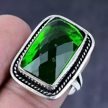 Ювелирное кольцо из натурального серебра 925 пробы ручной работы с драгоценным камнем перидот, размер 8 q0F51