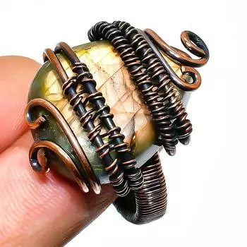 Ювелирное кольцо ручной работы из медной проволоки с лабрадоритом, размер 9,5