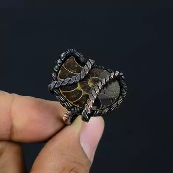 Ювелирное кольцо ручной работы из медной проволоки с ископаемым аммонитом, обернутое для нее, все размеры 4 коричневый