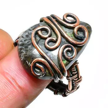 Ювелирное кольцо ручной работы из медной проволоки с скатом, кораллом, драгоценным камнем, размер 10