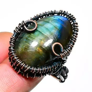 Ювелирное кольцо ручной работы из медной проволоки с лабрадоритом, размер 11,5