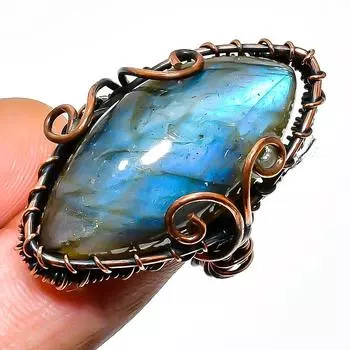 Ювелирное кольцо ручной работы из медной проволоки с лабрадоритом, размер 6,5