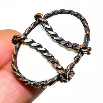 Ювелирное кольцо ручной работы из медной проволоки с перламутром и драгоценным камнем, размер 5,5