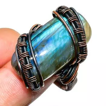 Ювелирное кольцо ручной работы из медной проволоки с лабрадоритом, размер 9,5