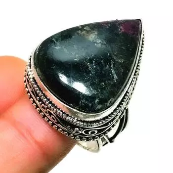 Ювелирное кольцо ручной работы с эвдиалитом 925 пробы, посеребренное, размер 8