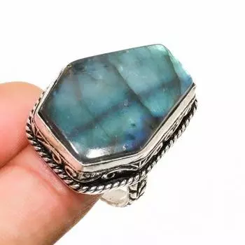 Ювелирное кольцо ручной работы с лабрадоритом, серебро 925 пробы, размер 8,5