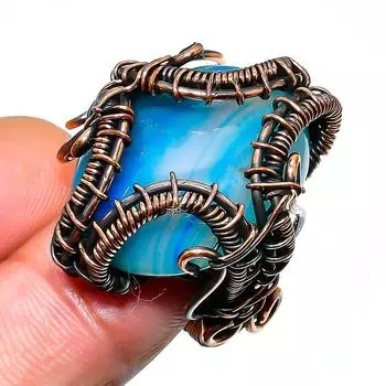 Ювелирное кольцо ручной работы с синим кружевным агатом и медной проволокой, размер 8,5