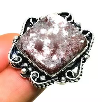 Ювелирное кольцо с серебряной яшмой 925 пробы и посеребренным покрытием, размер 7,5